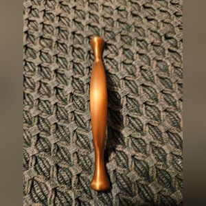 Sleek Bronze Home Decor Handle